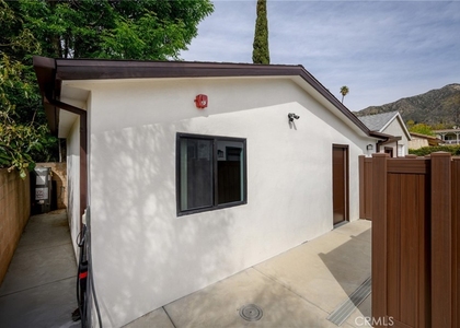 1361 Alameda Avenue - Photo 1