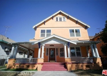 512 S St Louis Street - Photo 1