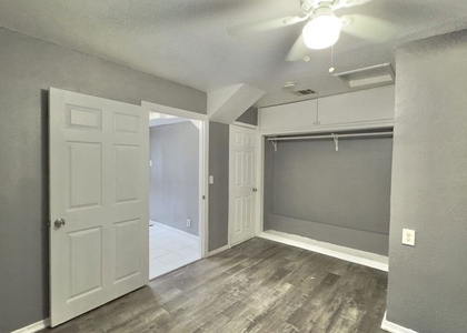 4052 W 103rd Street - Photo 1