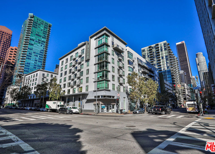 645 W 9th Street - Photo 1