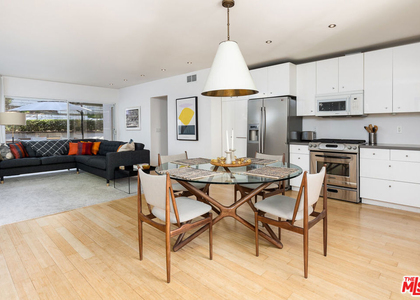 1710 Redcliff Street - Photo 1