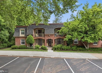 8114 Colony Point Road - Photo 1