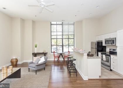 230 N 21st Street - Photo 1