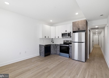 630 W Cumberland Street - Photo 1