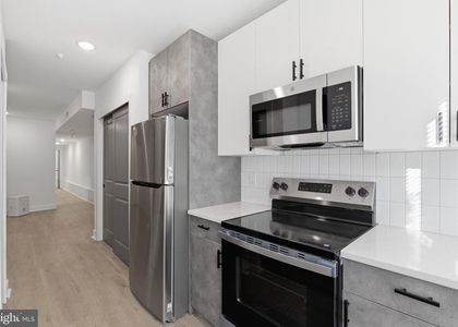 630 W Cumberland Street - Photo 1