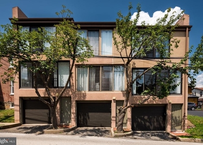 123 E Baker Street - Photo 1