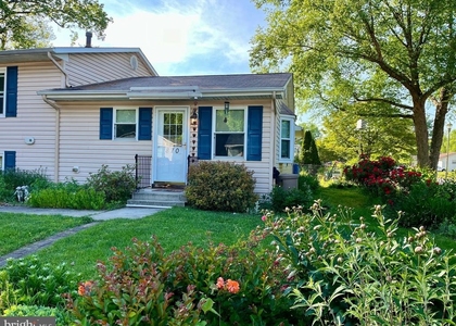 870 Broadfield Dr - Photo 1