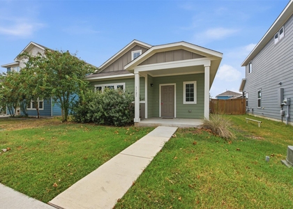 1121 Esplanade Pkwy - Photo 1