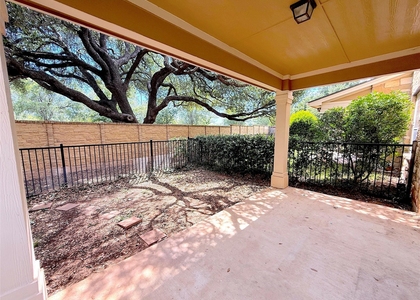 16100 S Great Oaks Dr - Photo 1
