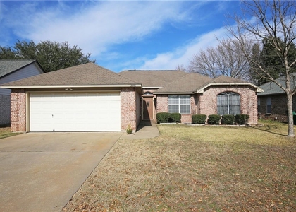 2308 Sycamore Trl - Photo 1