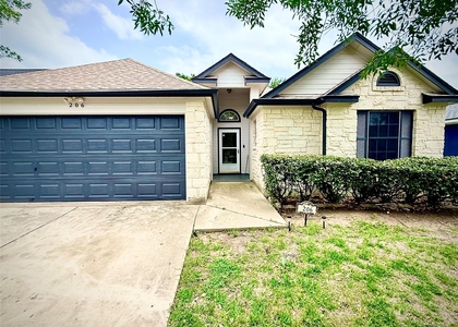 206 Sunshadow Dr - Photo 1