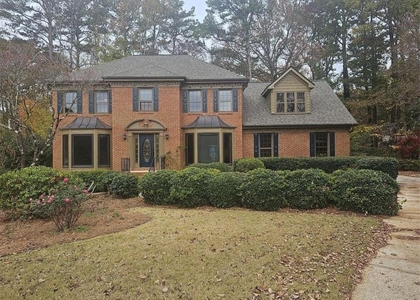 5525 Wedgewood Court - Photo 1