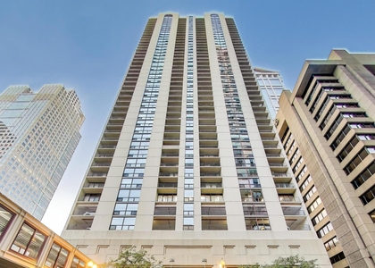 200 N Dearborn Street - Photo 1