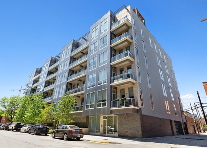 122 S Aberdeen Street - Photo 1