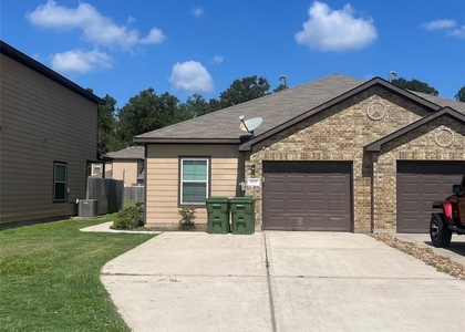 604 Rosewood Street - Photo 1
