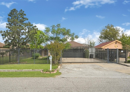 9208 Carousel Lane - Photo 1