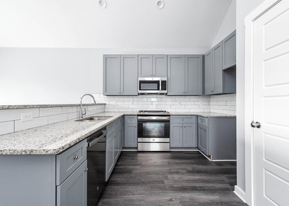 16981 Glenheath - Photo 1