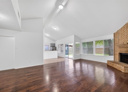 1122 Woodbridge Avenue - Photo 1