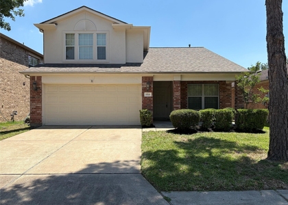 17511 Hoover Gardens Drive - Photo 1