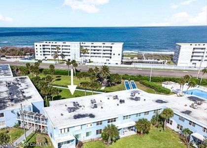 55 Sea Park Boulevard - Photo 1