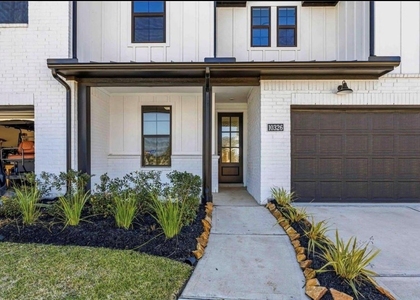10326 Water Harbor Drive - Photo 1