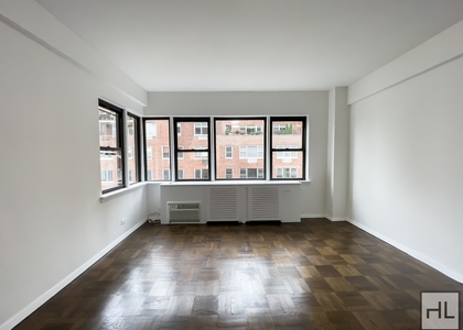 Beekman Place - Photo 1