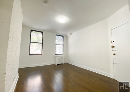 East 89th Street - Photo 1