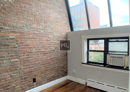 W 14th St. - Photo 1