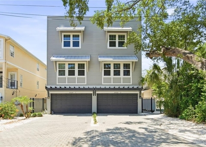 3008 W Julia Street - Photo 1
