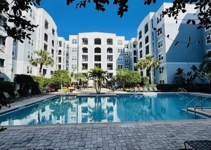 206 E South Street - Photo 1