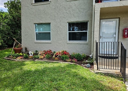 1103 Cypress Gardens Boulevard - Photo 1