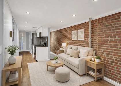  East 7th Street - Photo 1