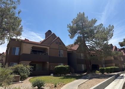 2200 S Fort Apache Road - Photo 1