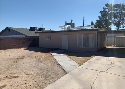 624 N 11th Street - Photo 1