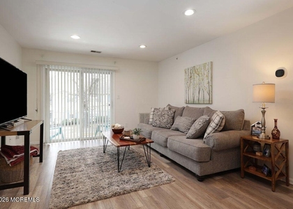 1015 Wedgewood Circle - Photo 1