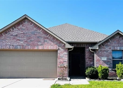 217 Creekwood Drive - Photo 1