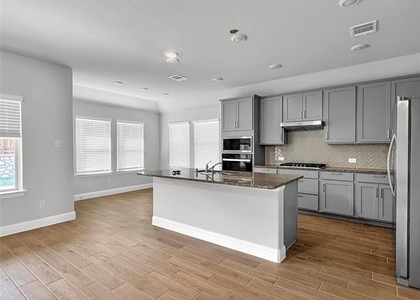 3853 Pearlwood Road - Photo 1