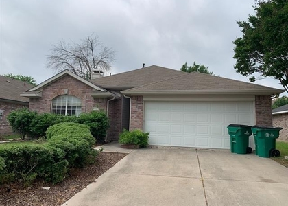 2805 Hawthorne Lane - Photo 1