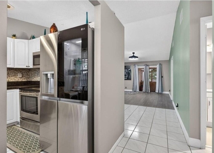 540 Nw 43rd Street - Photo 1