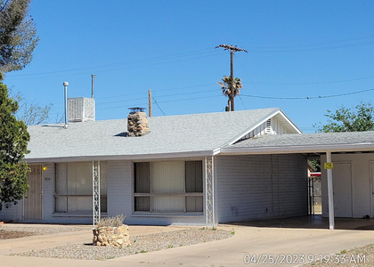 2865 Quail Run Drive - Photo 1