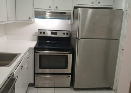 616 Nw 13th Street - Photo 1