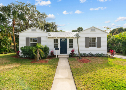 306 34th Street - Photo 1