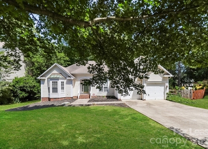 124 Pamlico Lane - Photo 1