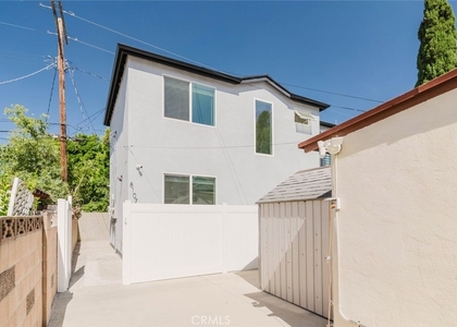 8107 Lemona Avenue - Photo 1