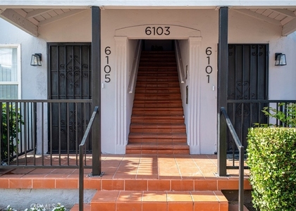 6101 S Hobart Boulevard - Photo 1