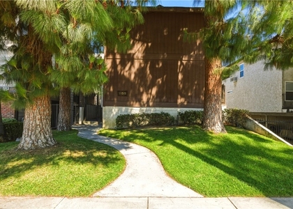 1155 Linden Avenue - Photo 1