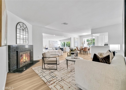 1611 S 4th Avenue - Photo 1