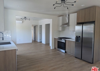 1125 Lodi Place - Photo 1