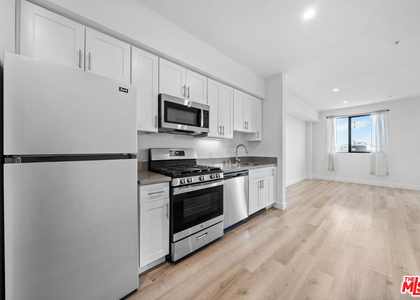 5612 Lexington Avenue - Photo 1