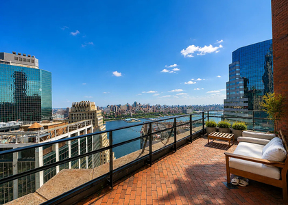 75 Wall Street - Photo 1